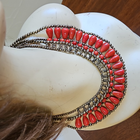 RED 2‎ ROW TEARDROP 4 STRAND STATEMENT BIB NECKLACE - Picture 1 of 8